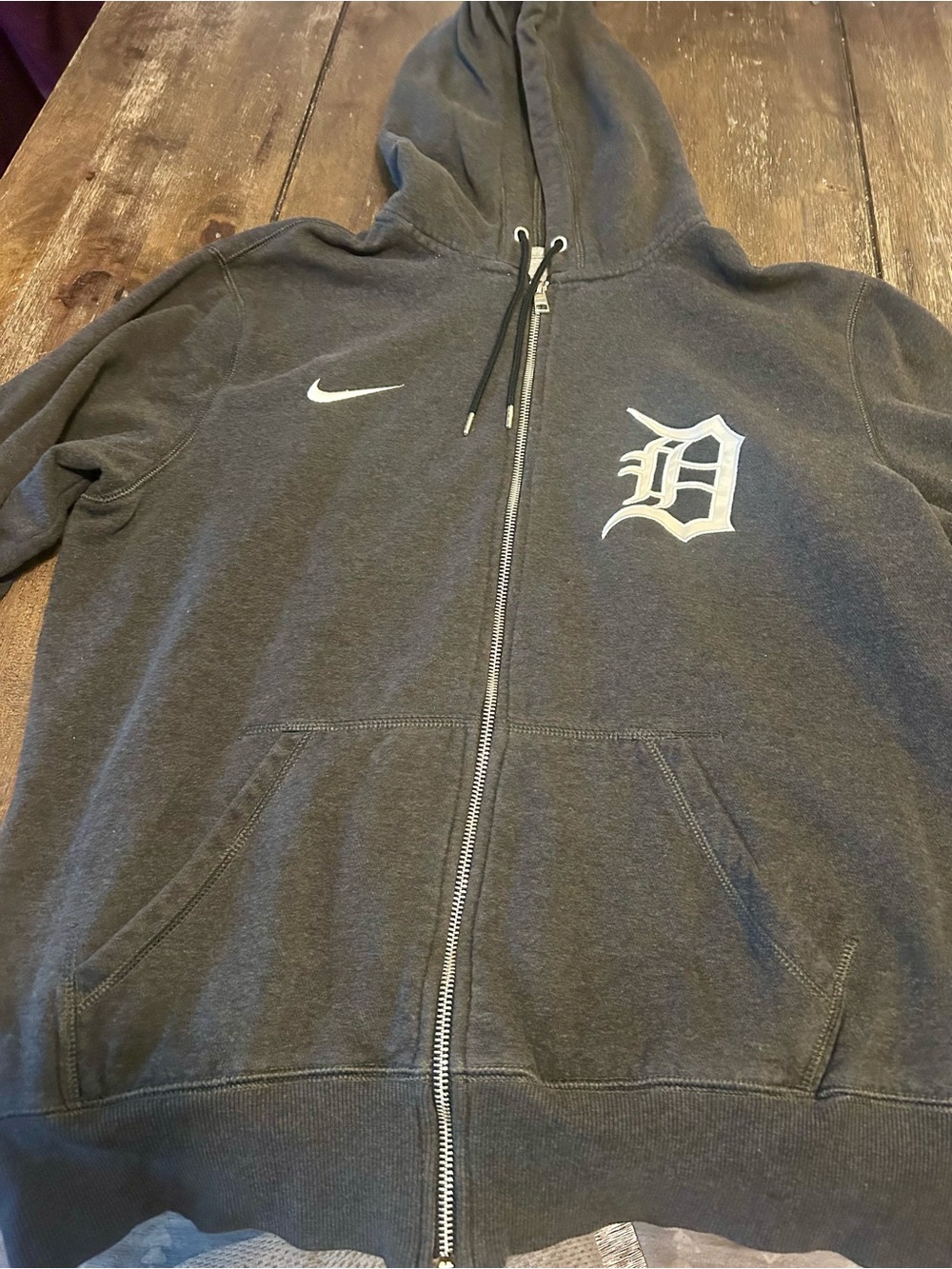 Men's Zip-up Hooded Sweatshirt